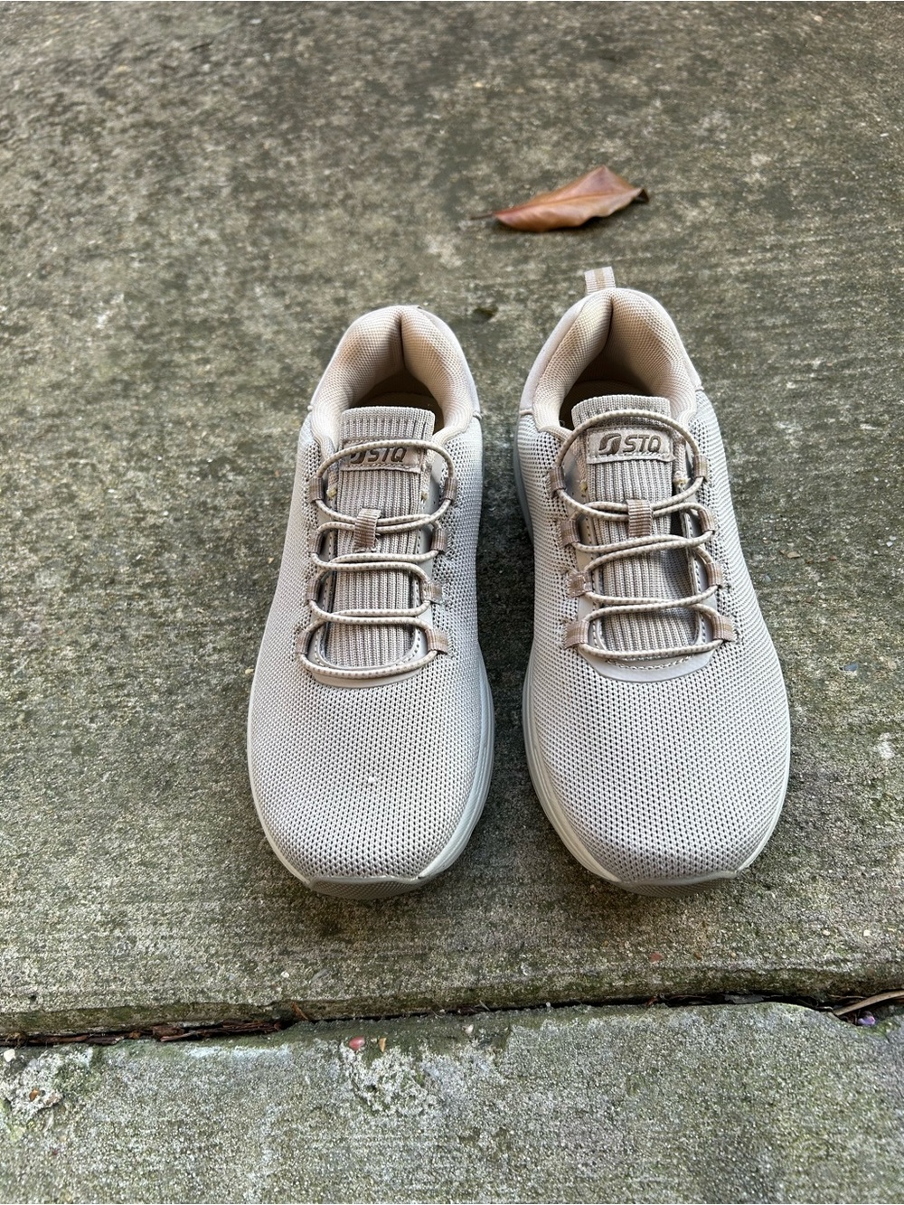Beige Mesh Slip-On Sneakers with Elastic Bungee Laces
